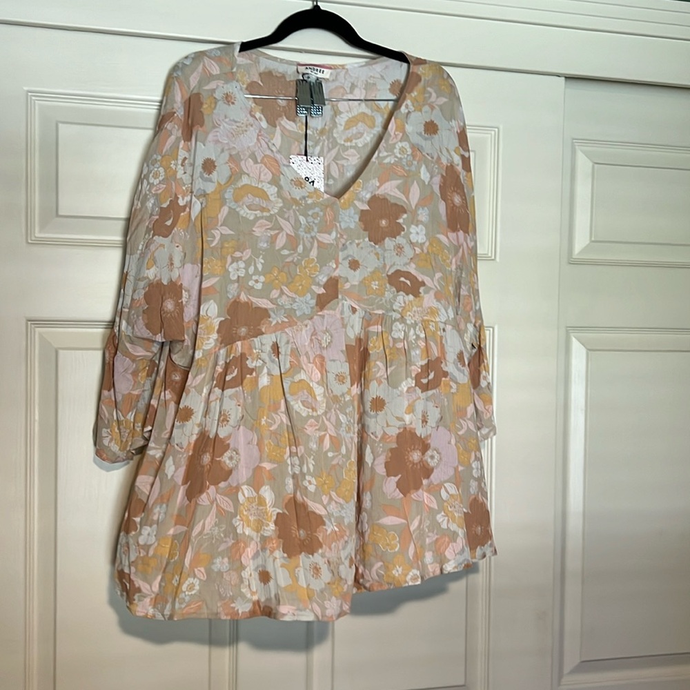 Fun linen top